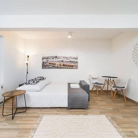 Appartamento Close Wawel Castle, City Centre Cracovia Esterno foto
